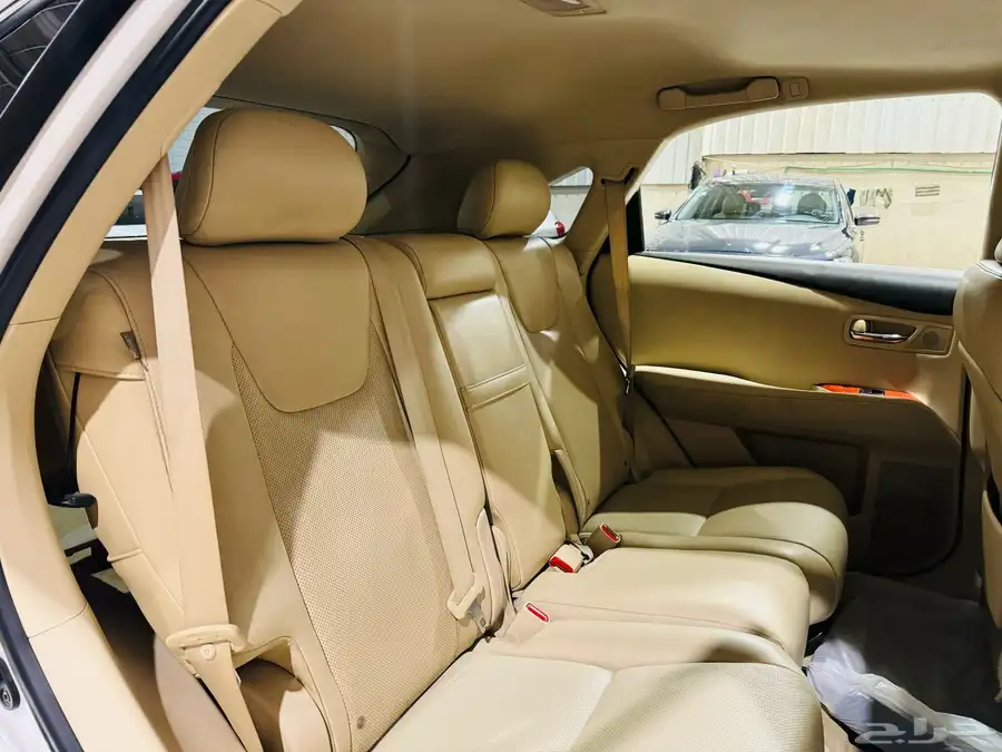 لكزس 2012 RX 350 فتحة (بحالة ممتازة) 11