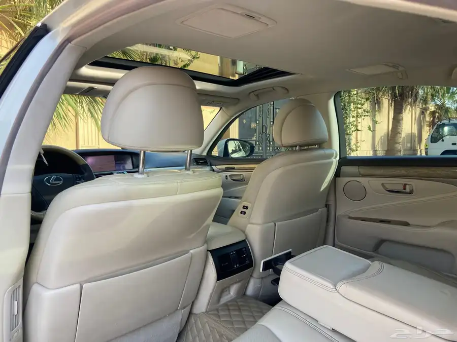 لكززس LS460 فل 2013 سعودي 7