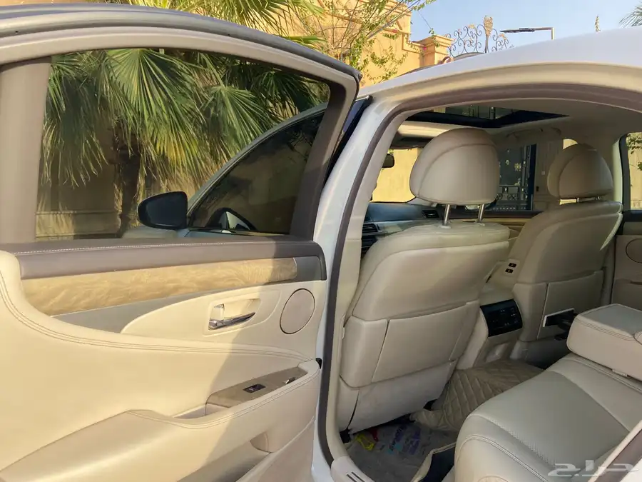 لكززس LS460 فل 2013 سعودي 9