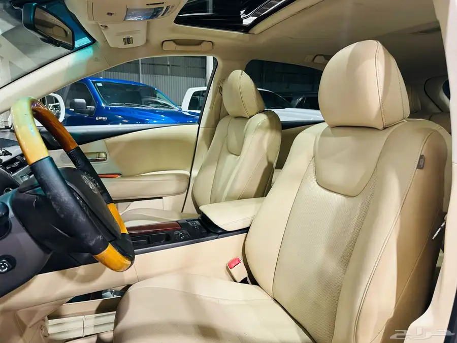 لكزس 2012 RX 350 فتحة (بحالة ممتازة) 4