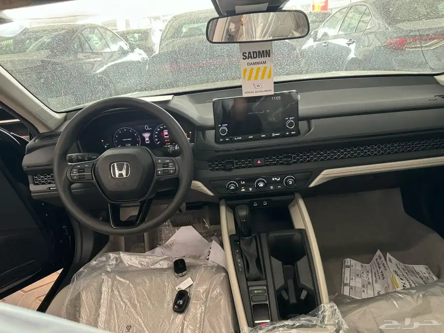 هوندا اكورد ستاندر 2025 11