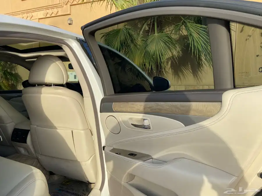 لكززس LS460 فل 2013 سعودي 10