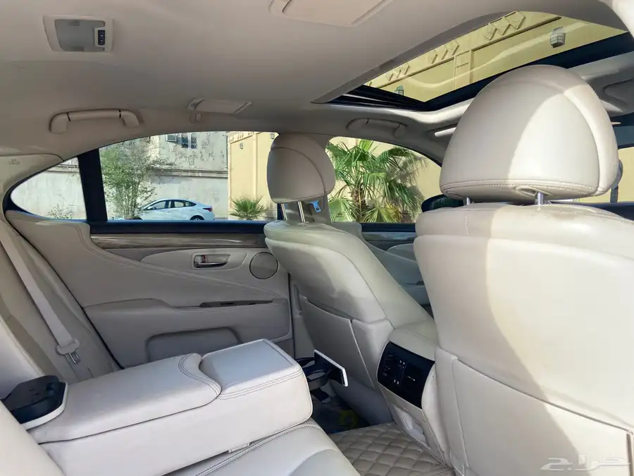 لكززس LS460 فل 2013 سعودي 12