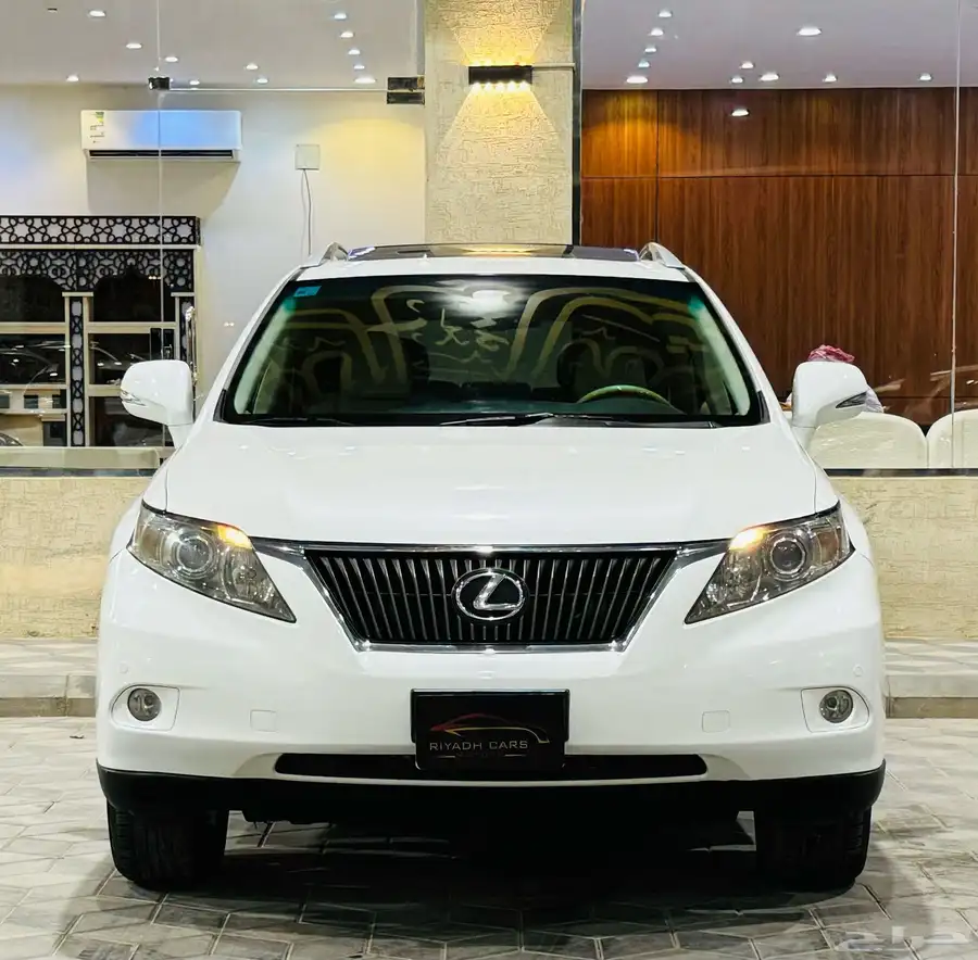 لكزس 2012 RX 350 فتحة (بحالة ممتازة) 2