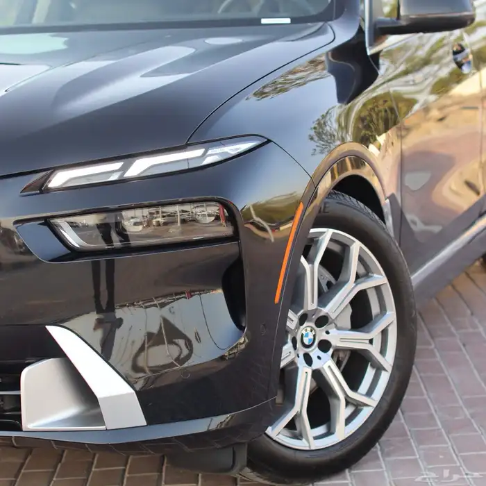 بي ام دبليو X7 XDRIVE 40I موديل 2025 في الامارات 3