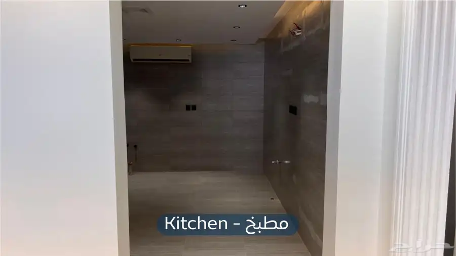 شقة للايجار في حي عرقة 13