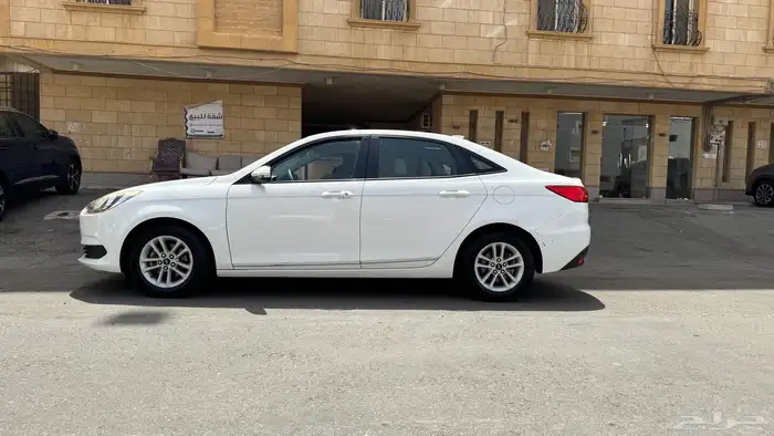 فورد اسكورت 1