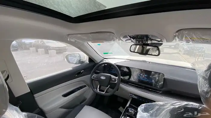 فورد تيريتوري تيتانيوم 2025 28