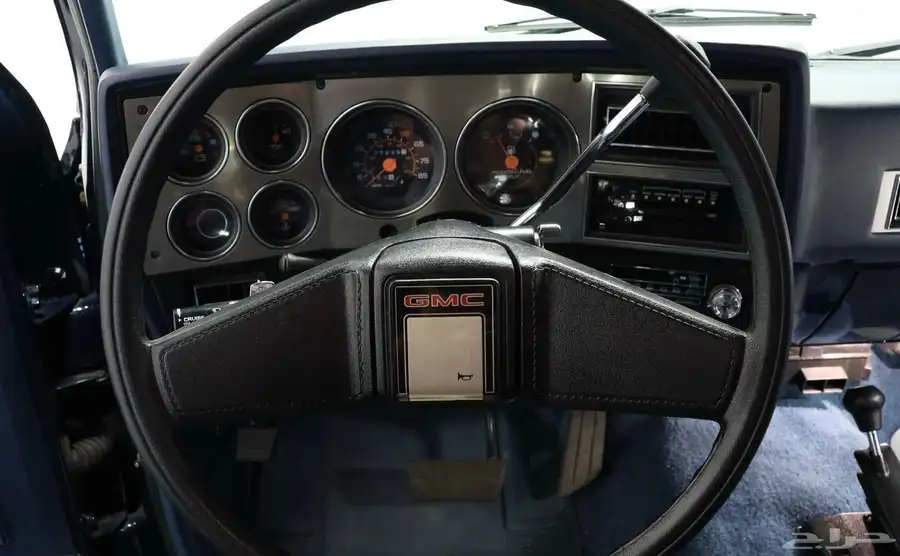 جي ام سي سوبربان 1988 GMC SUBURBAN 6