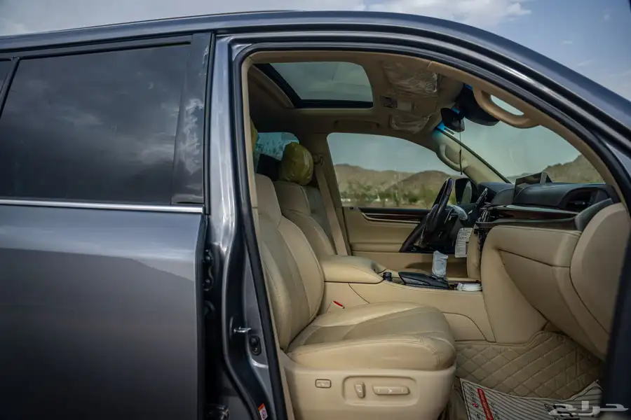 لكزس LX 570 الساير فل كامل سبورت 18