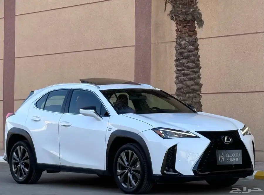 لكزس UX200 F SPORTS 2021 5