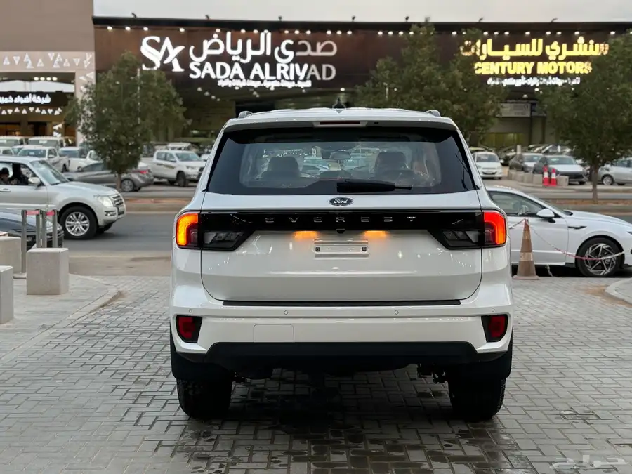 فورد ايفرست ديزل 2025 كاش وبنوك 6
