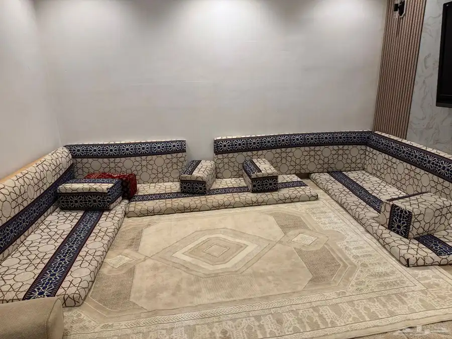 اثاث 0