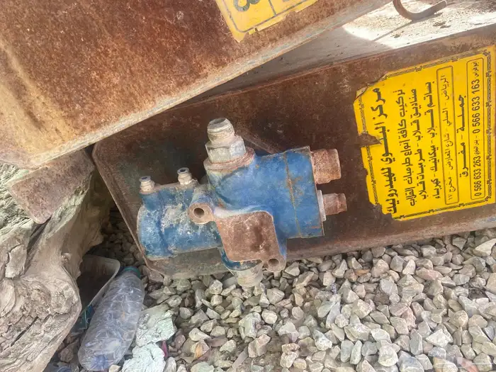 للبيع طرمبة قلاب او صندوق تيدر ديزل 1