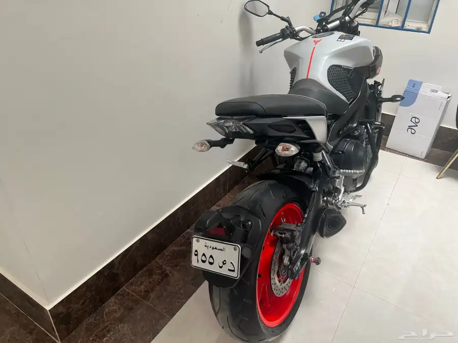 MT09 دباب Yamaha 2