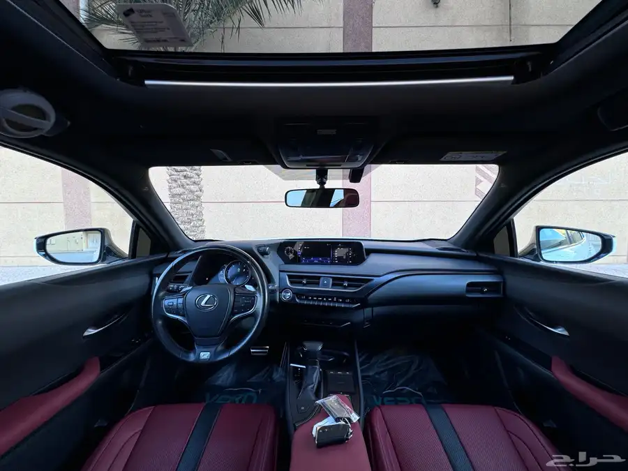 لكزس UX200 F SPORTS 2021 34