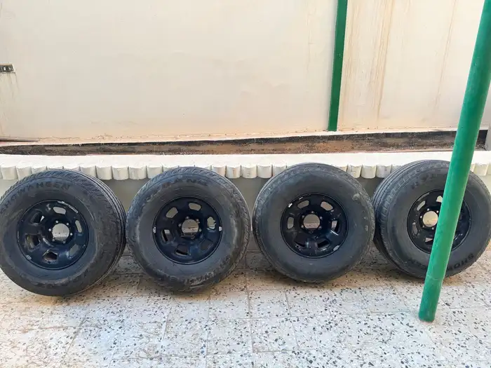 كفرات شاهين 900 16 نظيفة جدا 0