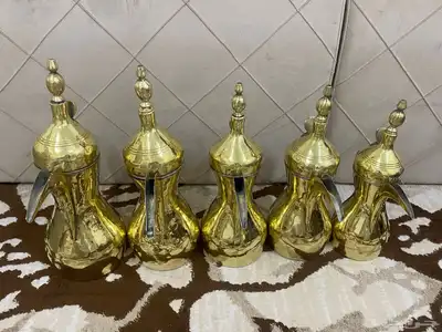 دلال طيبه نفس القصه بس الختم يختلف 6