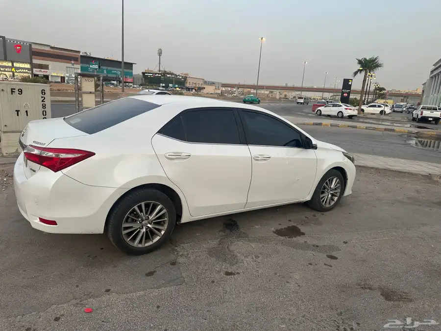 كورلا 2015 فل كامل مكينه 2000 1