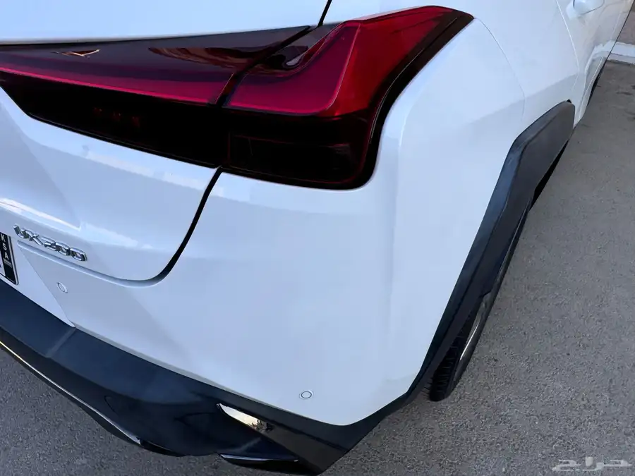 لكزس UX200 F SPORTS 2021 12