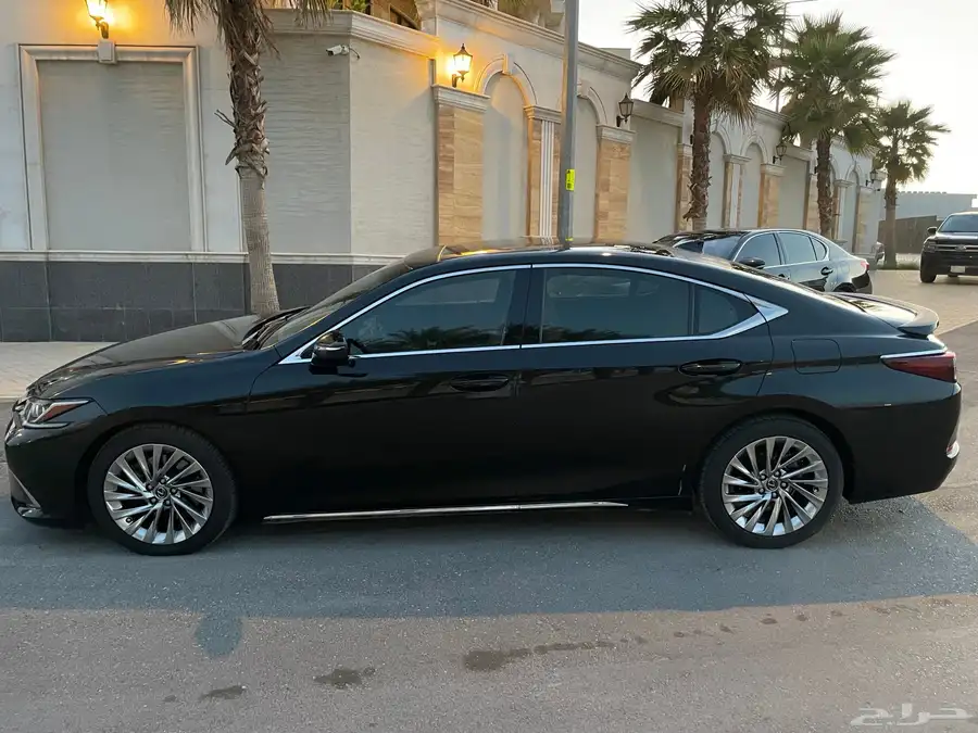 لكزس ES350 سعودي2019 2