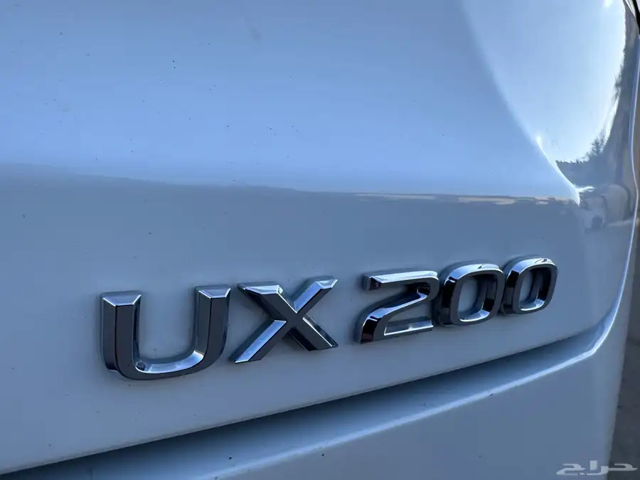 لكزس UX200 F SPORTS 2021 39