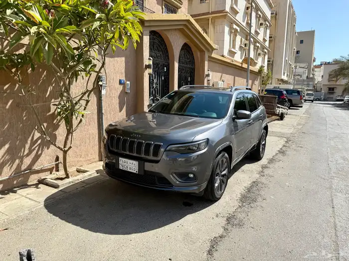 جيب شيروكي 2019 ممشى 80 الف 3