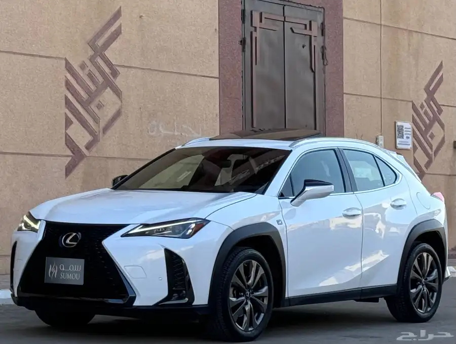 لكزس UX200 F SPORTS 2021 3