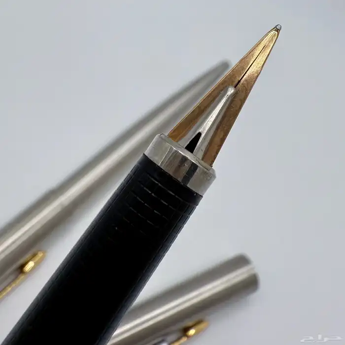 طقم باركر 180 فضي حبر ريشه 14K و جاف 7