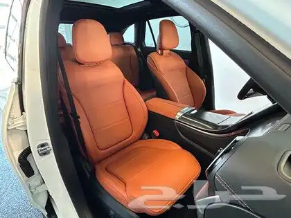 2025 Mercedes-Benz GLC300 4Matic 12