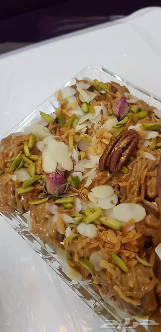 تمر محشي لذيذ يجملكم في جمعاتكم ومناسباتكم متوفر توصيل 2