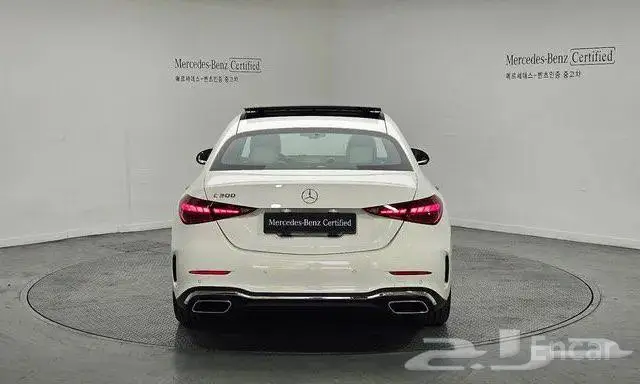 مرسيدس C200 موديل2024 3