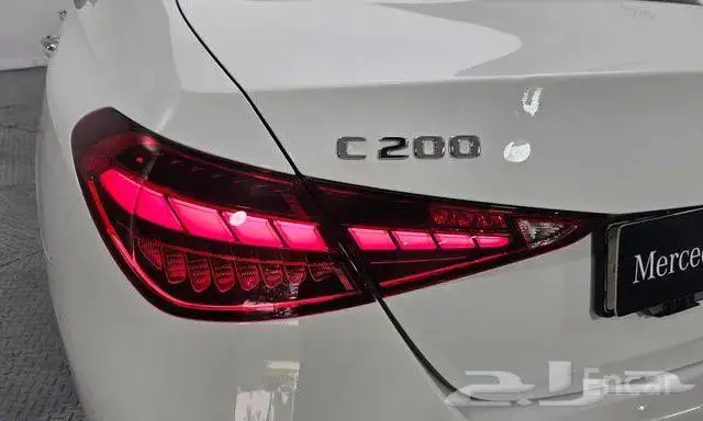مرسيدس C200 موديل2024 17