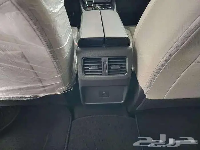 نيسان اكستريل ستاندر ونص فل 5 و7 مقاعد موديل 2025 10