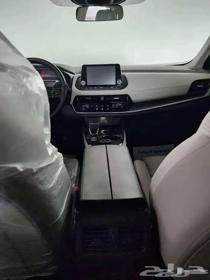نيسان اكستريل ستاندر ونص فل 5 و7 مقاعد موديل 2025 8
