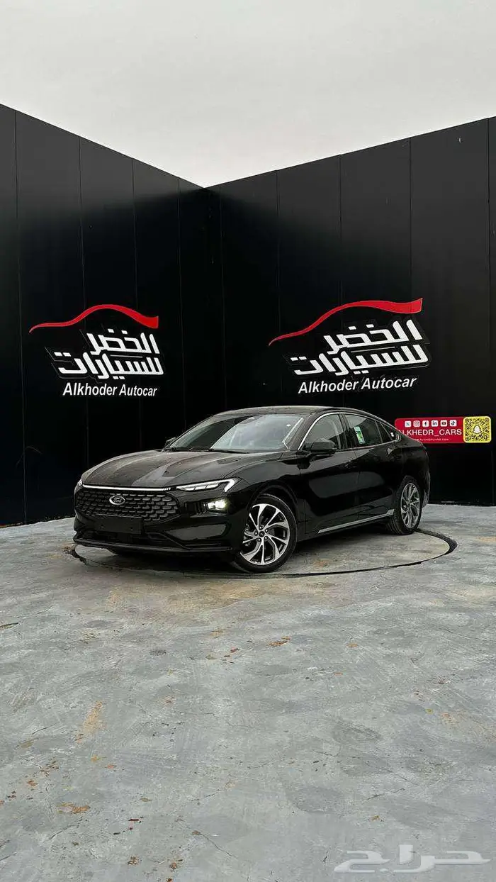 فورد تورس تيتانيوم 2025 1