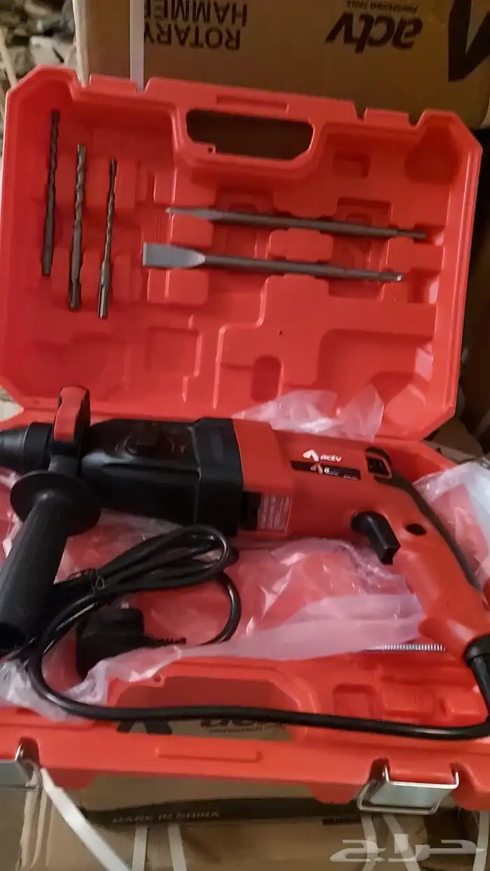 معدات صناعية كمبروسرات وماكينات لحام 8