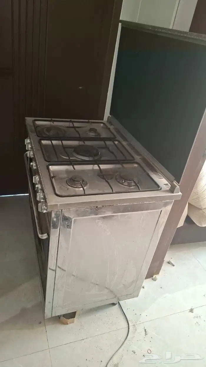 كنب وأغراض للبيع 0