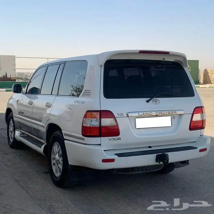 للبيع تويوتا لاندكروزر VX.R 2006 فل كامل 2