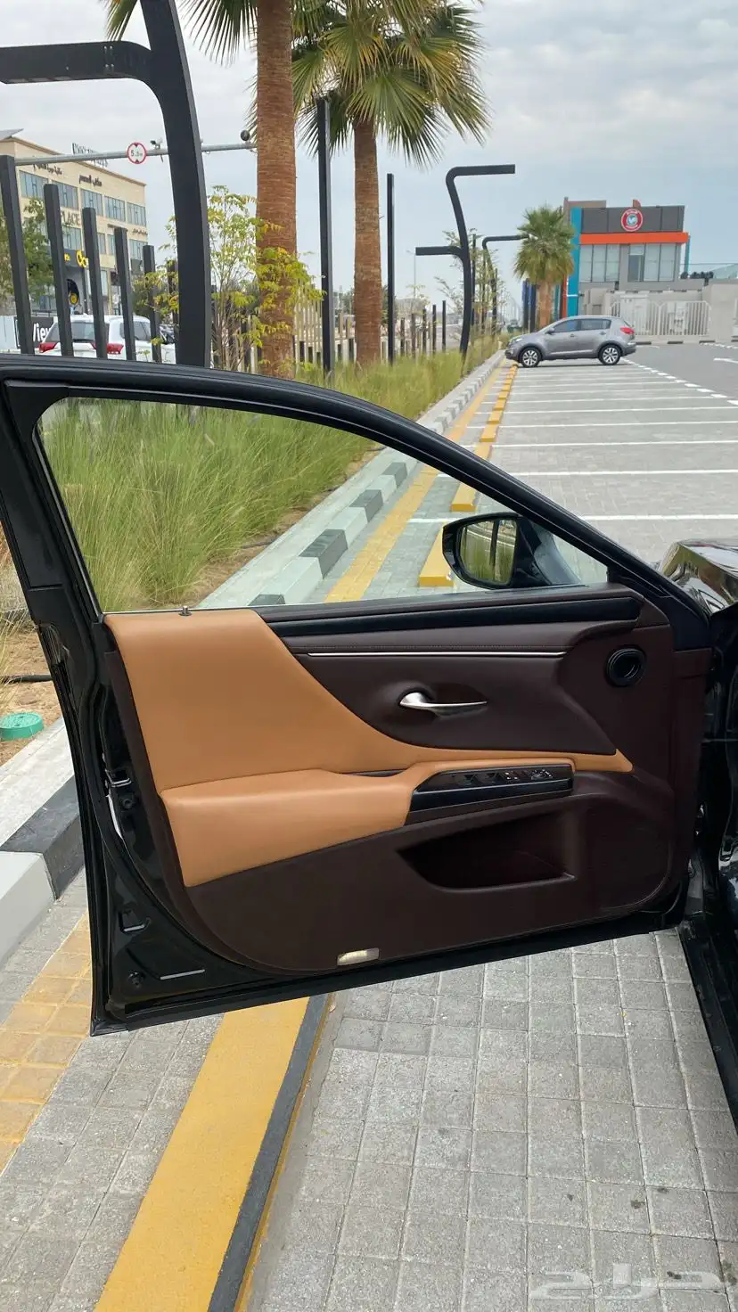 لكزس 2019 es 350 v6 12
