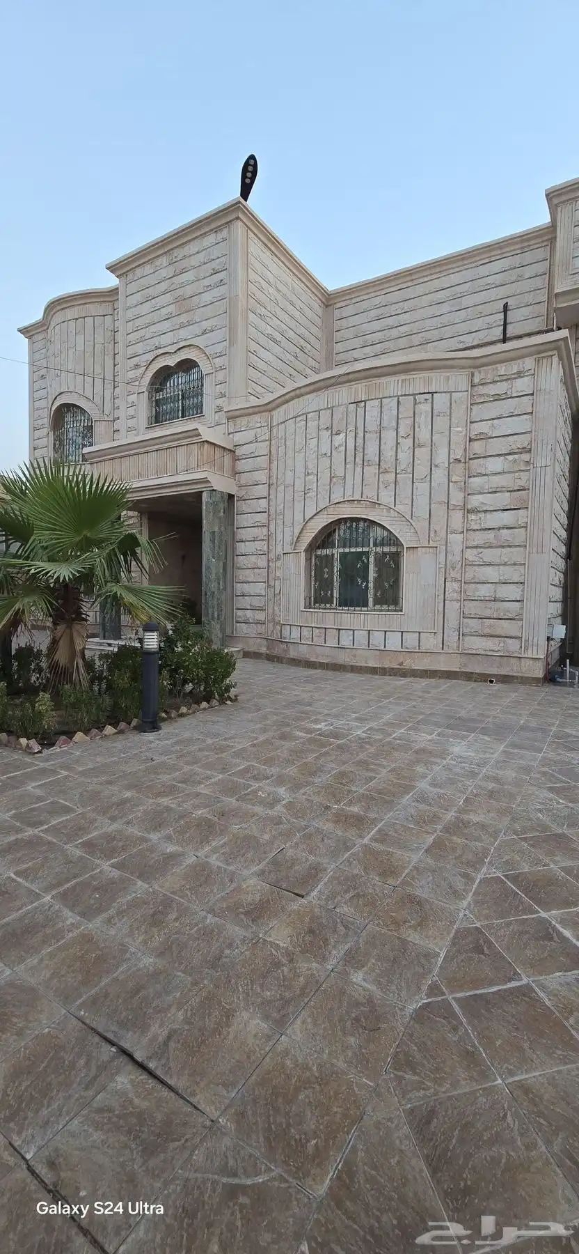 للبيع فيلا في حي احد 0