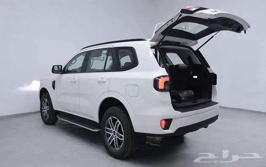 فوردايفرستxlt موديل2025 9
