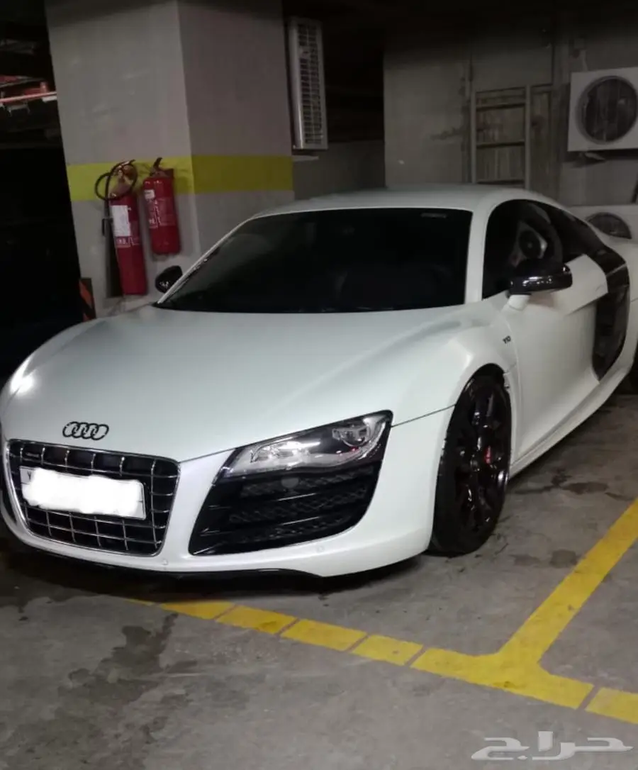 Audi R8 V10 2011 0