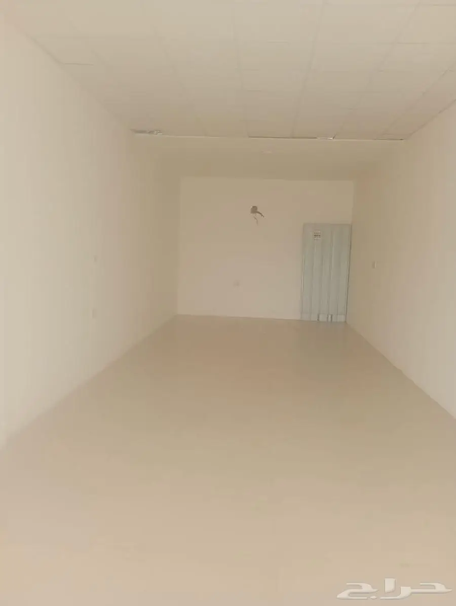 محل للايجار حى الفرسان 3