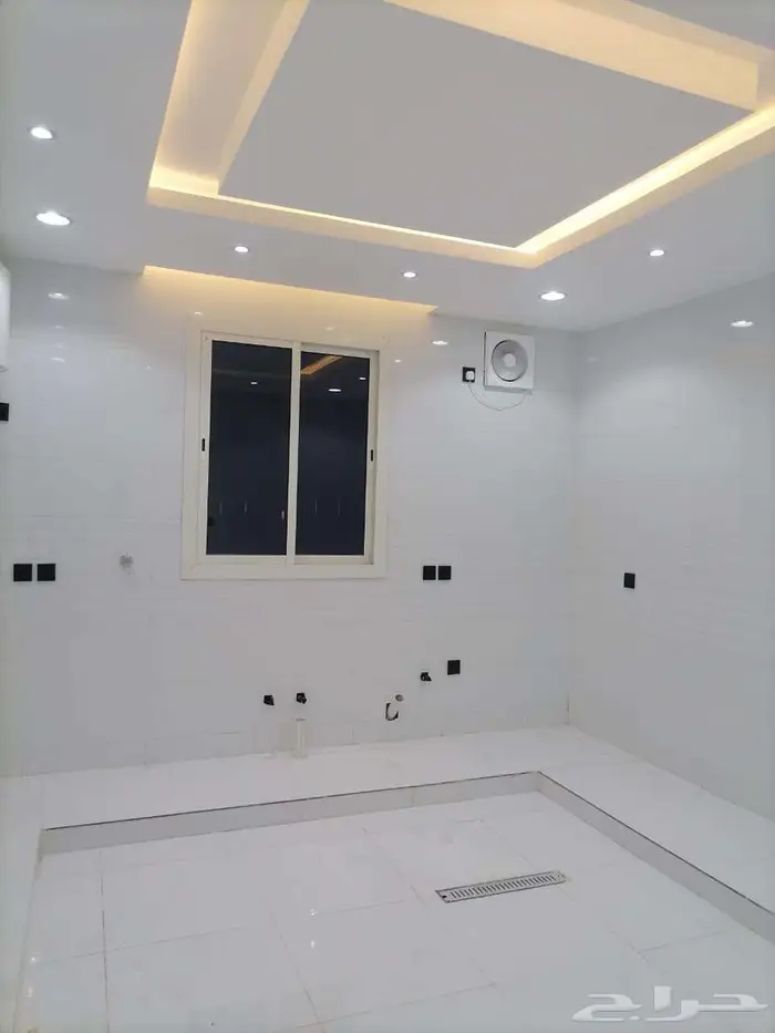 اثاث الاجار دور ارضي 6غرف صاله مطبخ 3حمامات اسكان جليل 7