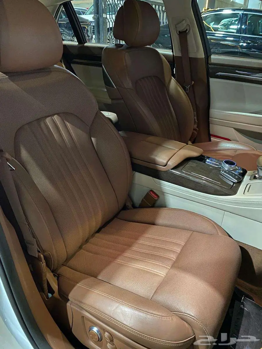 جينسس G90 2020 عداد 78000 ألف 6