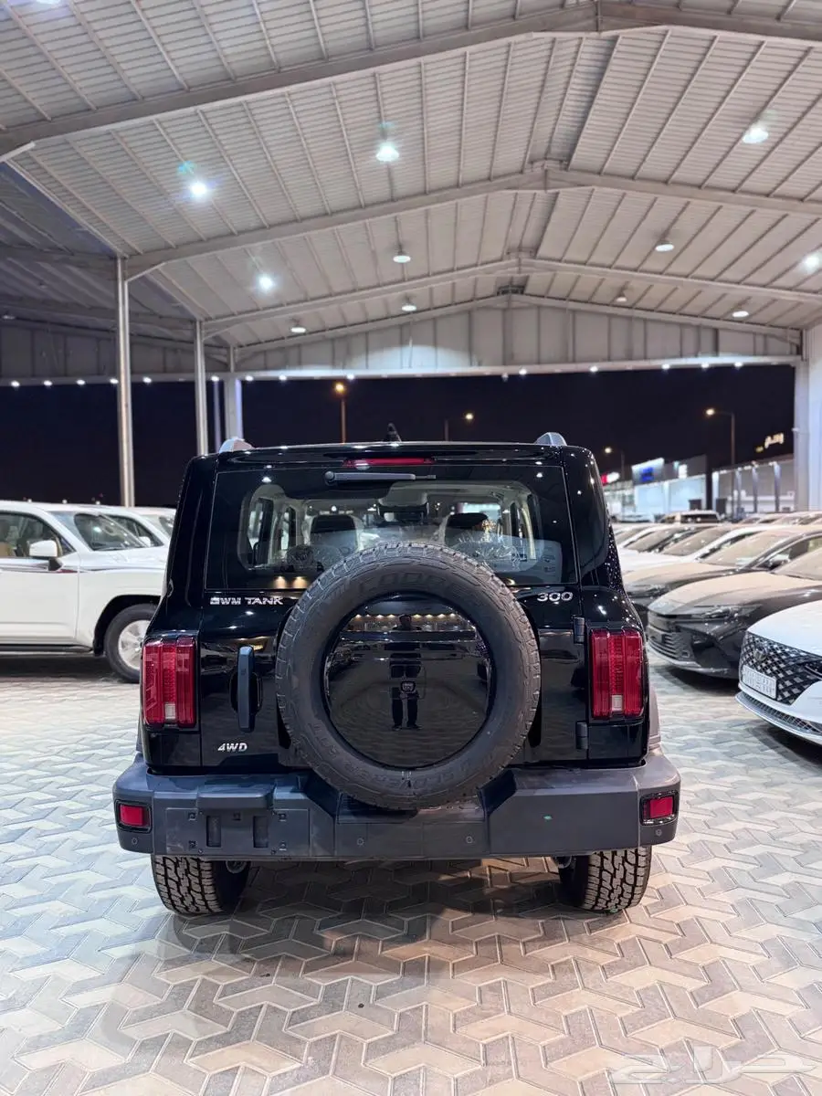 تانك 300 2025 18