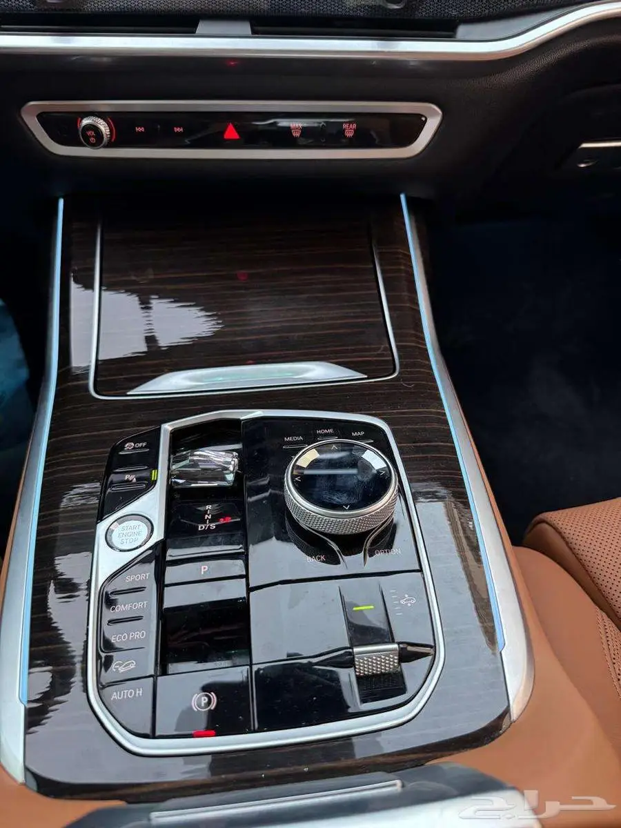 BMW X7 2024 فل كامل 8