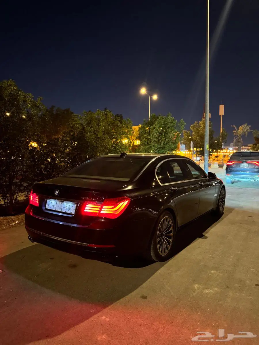 بي ام دبليو 730Li 2013 1