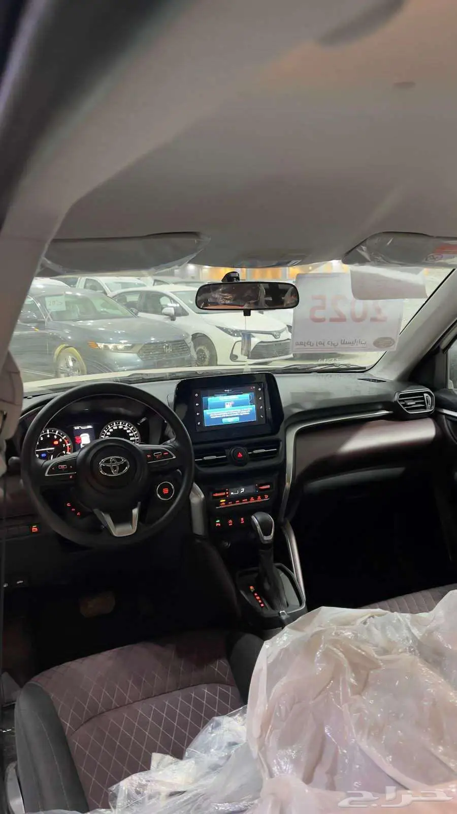 تويوتا اوربان كروزر ستاندر 2025 5